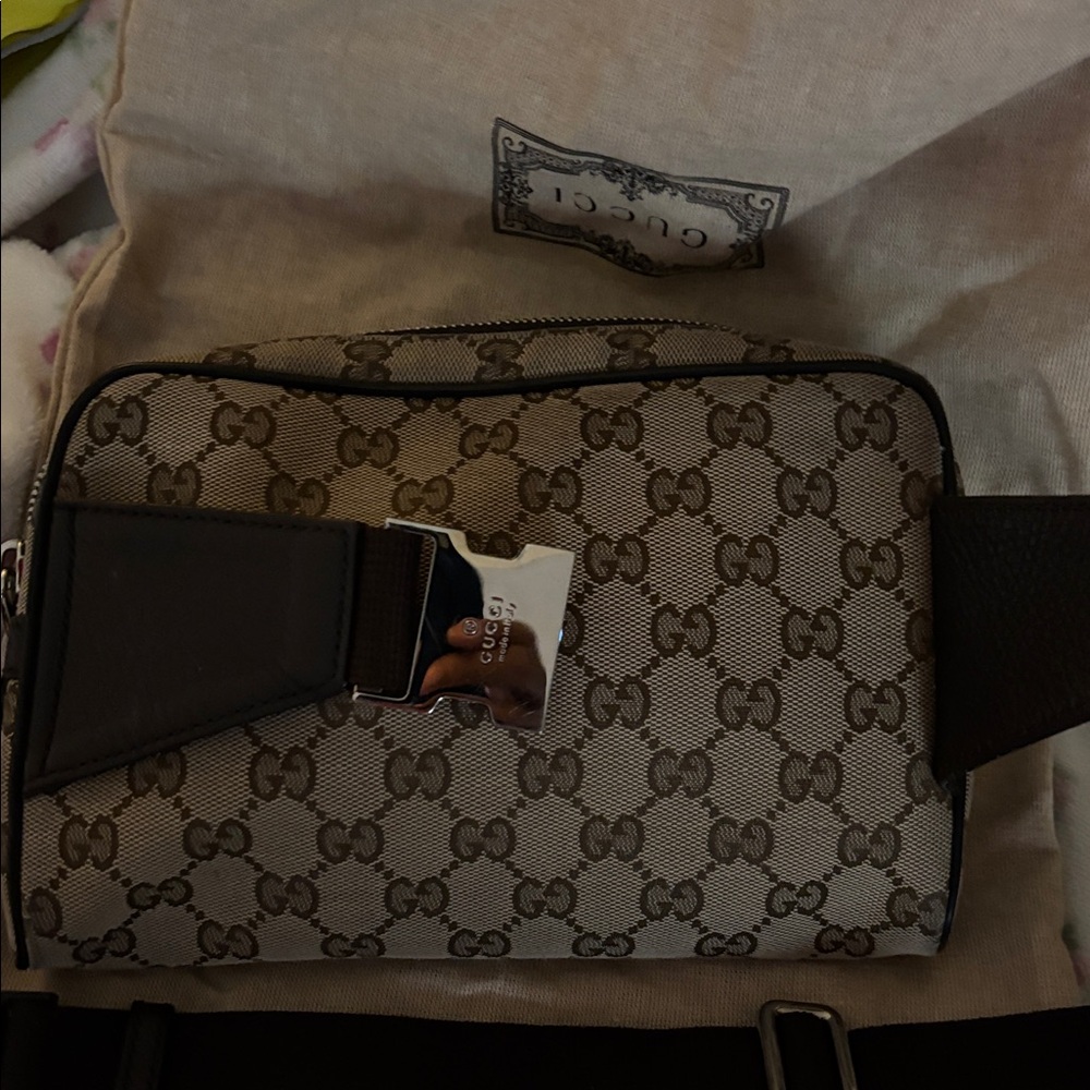 Gucci Beige and Brown Crossbody Bag - Picture 5 of 5